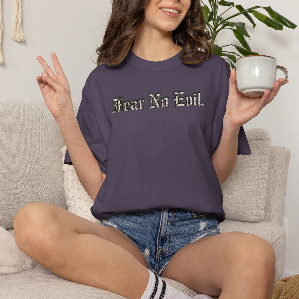 King Jesus Comfort Colors - Fear No Evil Graphic Tee | Psalm 23:4